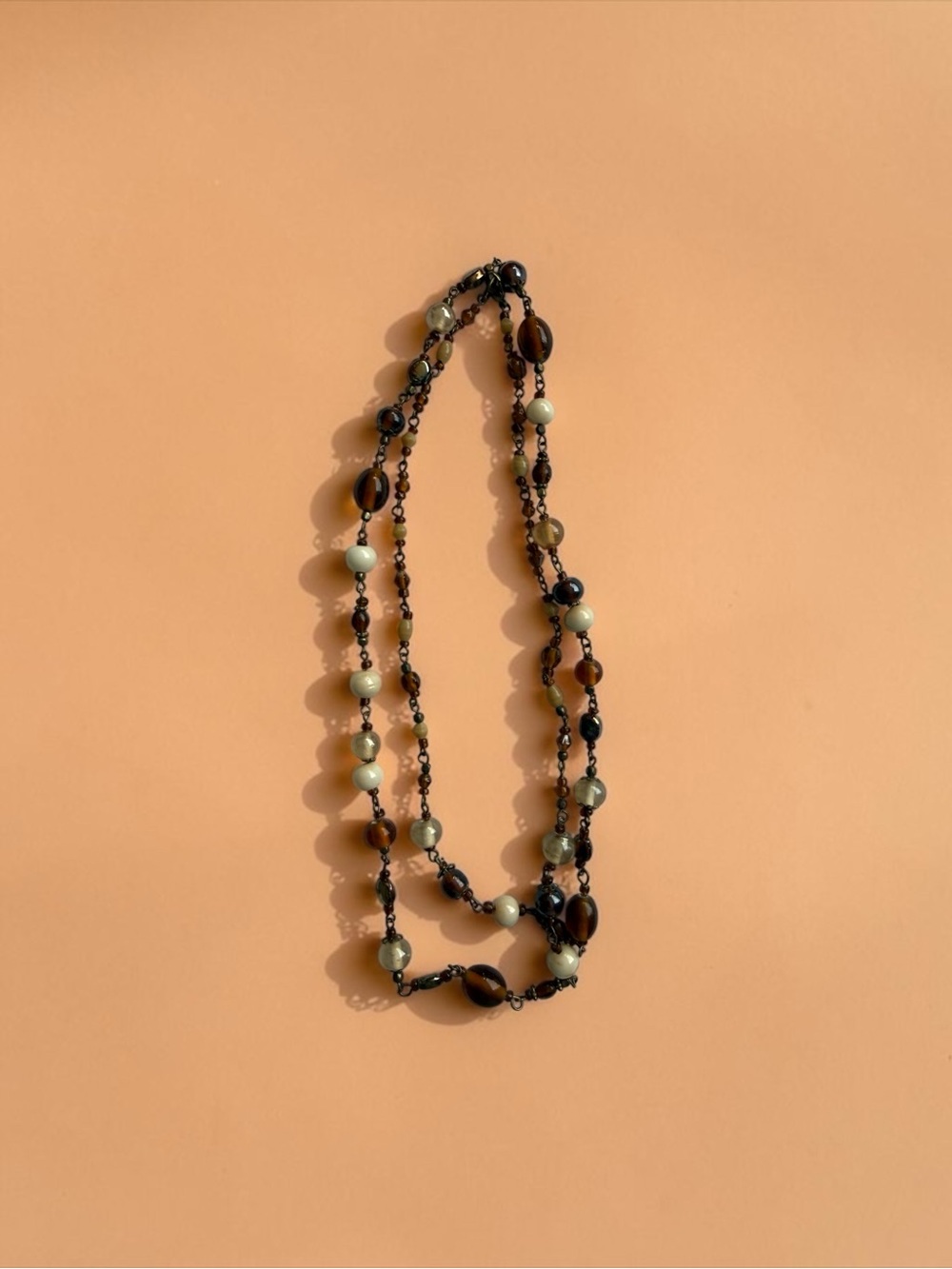 🫶🏻 Vintage Beaded Necklace in Brown and Cream